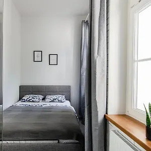 Apartmán Loft Center Apartments- Parking, Wifi, 24h Check-in, Vratislav
