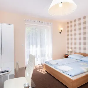 https://villa-tara.gdanskhotel.org