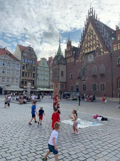Rynek Pod Fredra Apartment Wroclaw Poland